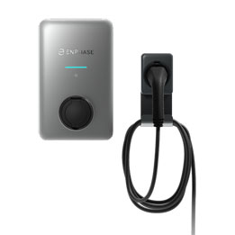 Enphase IQ Charger 2 mit Ladebuchse